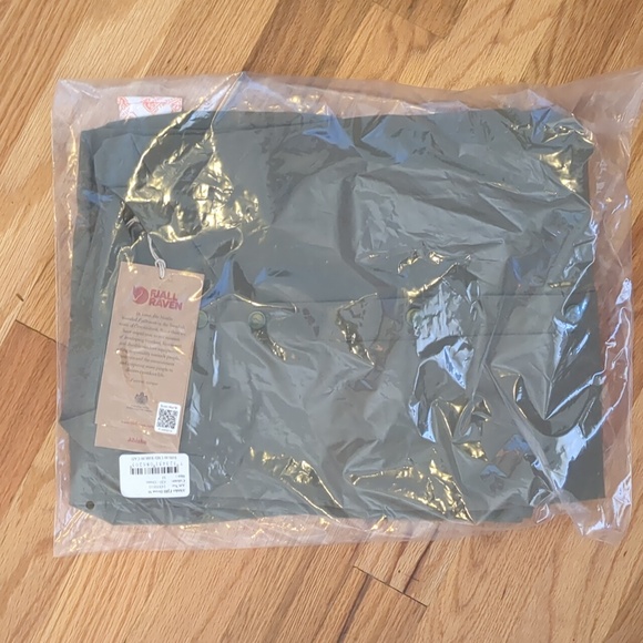 Fjallraven abisko dress NWT - Picture 4 of 4